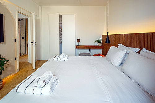 The Deluxe Suite