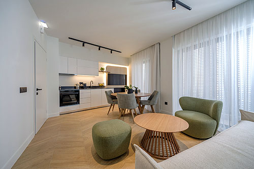The Deluxe Suite